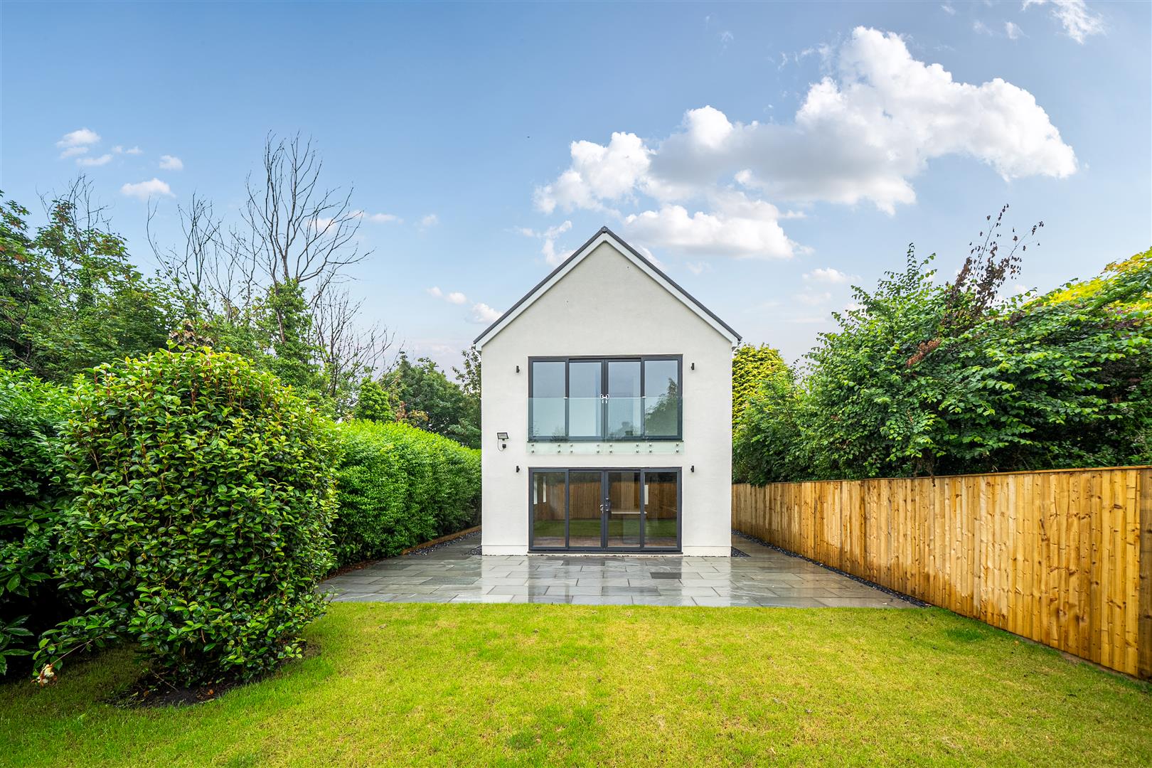 Llangyfelach Road, Treboeth, Swansea, SA5 9EN
